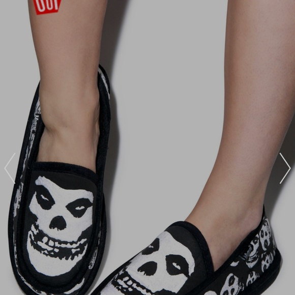 FOUND! Misfit House Shoes -Iron Fist sz 8 - Picture 4 of 4